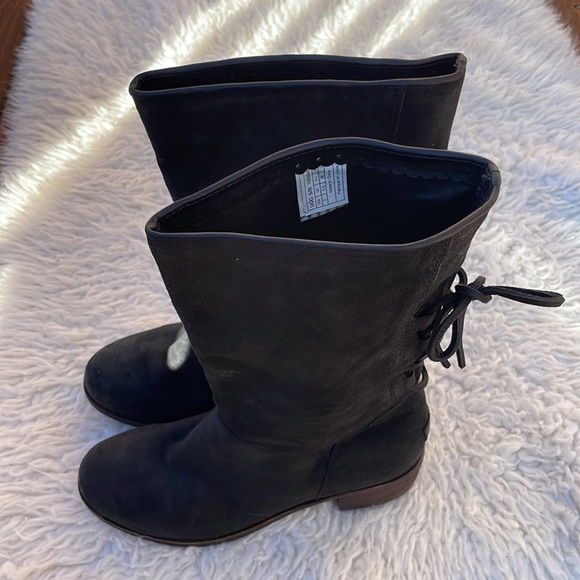 Ugg Cary suede nubuck boots black. New without box. Size 7 - Picture 8 of 11